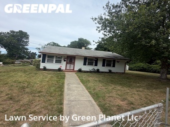Lawn Mowing nearby Oxon Hill, VA, 