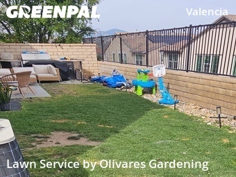Lawn mowing work completed in Santa Clarita, CA