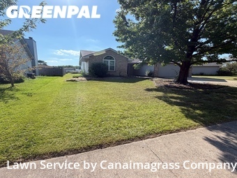 Grass Cut nearby Fort Wayne, IN, 