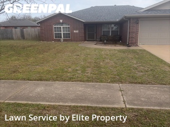 Lawn Mow nearby Fayetteville, AR, 