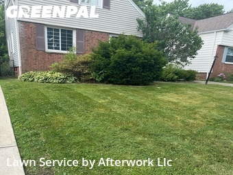 Yard Mowing nearby South Euclid, OH, 