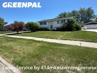 Lawn Cutting nearby South Milwaukee, WI, 