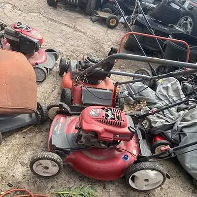 SJM Lawnmower Service & Repair Photo 22