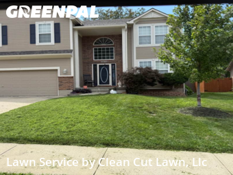 Lawn Cutting nearby Blue Springs, MO, 