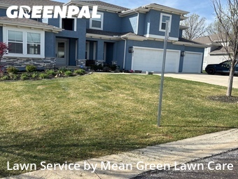 Lawn Cutting nearby Overland Park, MO, 