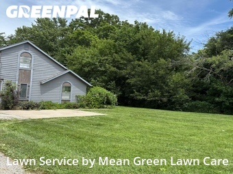 Lawn Maintenance nearby Raytown, MO, 