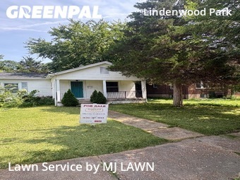 Lawn Mowing nearby St. Louis, MO, 