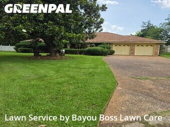 Lawn mowed in Bossier City, 71111