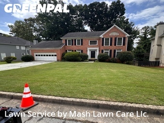 Yard Mowing nearby Stone Mountain, GA, 