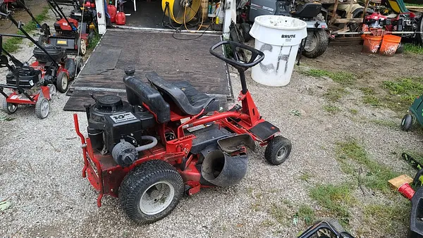 Mobile Mower Mechanic Small Engine Repair Photo 11