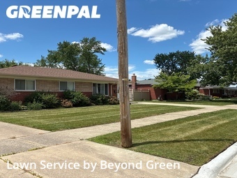 Lawn Mowing nearby Taylor, MI, 