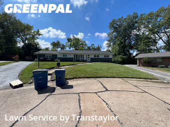 Lawn Mowing Service nearby Olivette, MO, 