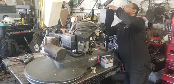 San Diego Small Engine Photo 6