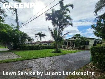 Lawn Care Service nearby Miami, FL, 