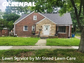 Lawn mowed in Pontiac, 48341
