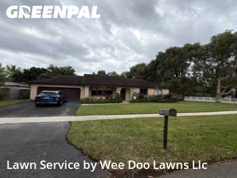 Lawn mowed in Cooper City, 33328