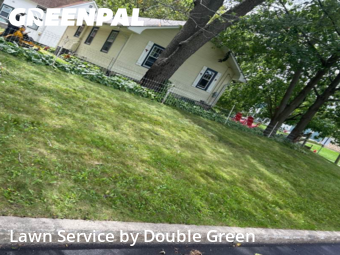Lawn Care Service nearby De Kalb, IL, 