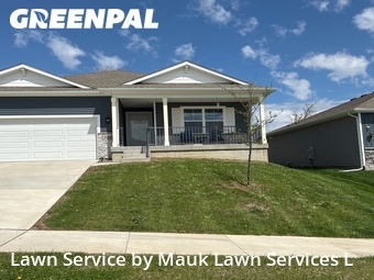 Yard Cutting nearby Mitchellville, IA, 