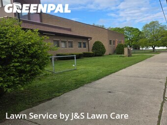 Lawn Mow nearby Erie, PA, 