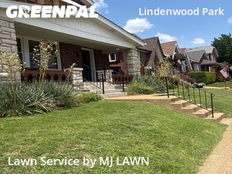 Lawn Mowing Service nearby St. Louis, MO, 
