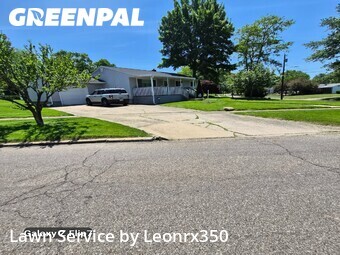 Lawn Service nearby Niles, OH, 