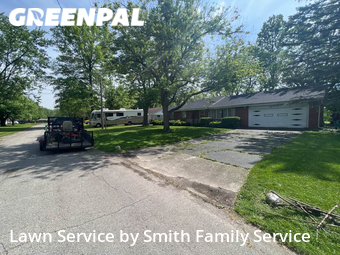 Lawn Mowing Service nearby Muncie, IN, 