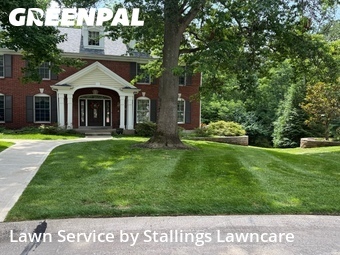 Lawn Mowing nearby Chesterfield, MO, 