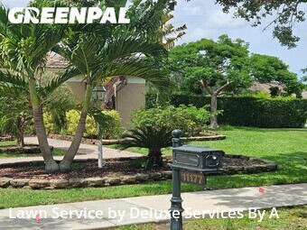 Lawn Mowing nearby Parkland, FL, 
