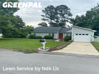 Lawn Maintenance nearby Jacksonville, NC, 