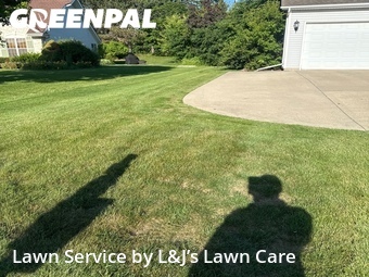 Lawn Care Service nearby Franklin, WI, 