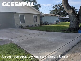 Grass Cut nearby Marrero, LA, 