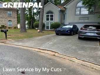 Yard Mowing nearby Stone Mountain, GA, 