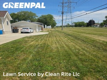 Lawn Care Service nearby Greenfield, WI, 