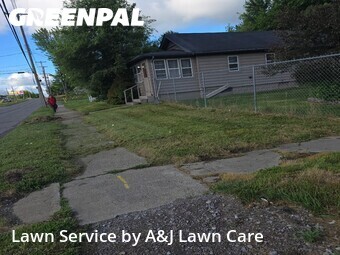 Lawn Care Service nearby Flint, MI, 