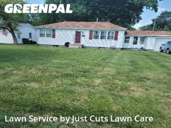 Lawn Mowing nearby Belleville, IL, 