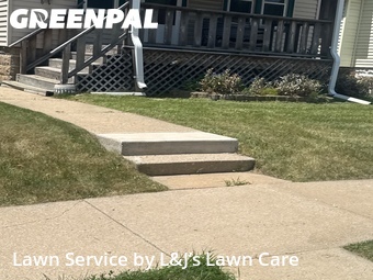 Lawn Mow nearby West Allis, WI, 