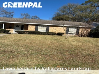 Yard Cuttingin Conroe,77301,Lawn Cutting by Valladares Landscap, work completed in Feb , 2026