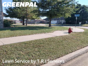 Lawn Care Service nearby Moore, OK, 