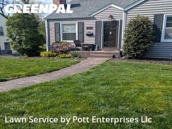 Lawn Cutting nearby Kirkwood, MO, 