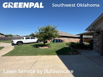 Lawn Mowing Service nearby Yukon, OK, 