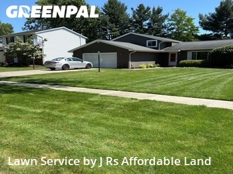 Lawn mowed in Middleburg Heights, 44130