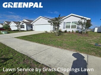 Lawn Cut nearby Callaway, FL, 