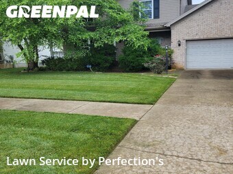 Grass Cut nearby Louisville, KY, 