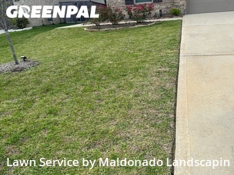 Lawn Care nearby Pinehurst, TX, 