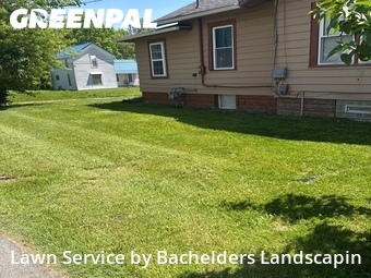 Lawn mowed in Mansfield, 44903