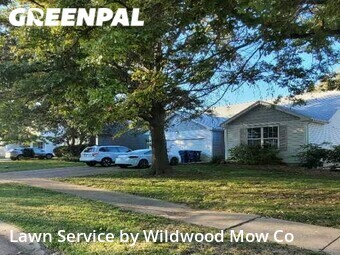 Lawn Mowing nearby St. Ann, MO, 