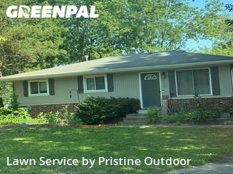 Lawn mowed in Commerce Charter Township, 48382