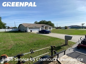 Lawn mowed in Auburndale, 33823
