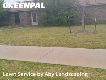 Lawn mowed in Rowlett, 75088