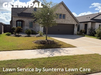 Yard Mowing nearby Fulshear, TX, 